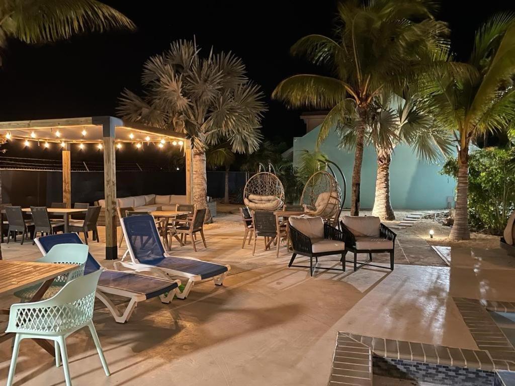 Island Club Turks & Grace Bay Place Extérieur photo
